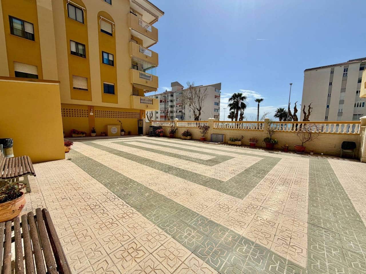 2 Zimmer Wohnung zu verkaufen in Rincon de la Victoria mit Pool Garage - 335.500 € (Ref: 9699970)