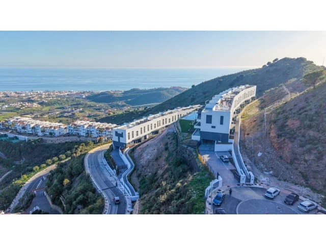 2 sovrum Lägenhet till salu i Rincón de la Victoria med pool garage - 378 000 € (Ref: 9758318)