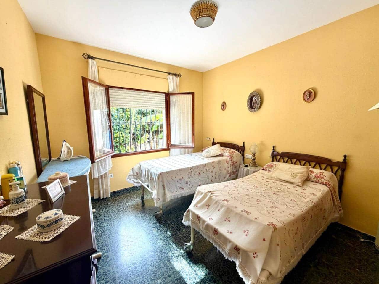 4 slaapkamer Villa te koop in Torre de Benagalbon met garage - € 840.000 (Ref: 9761616)