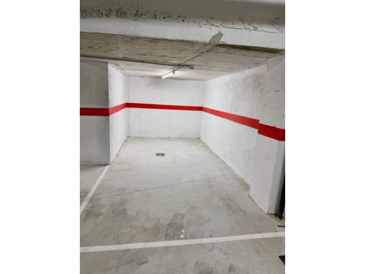 1 makuuhuone Asunto vuokrattavana paikassa Torre de Benagalbon mukana 
autotalli - 850 € (Ref: 9769935)