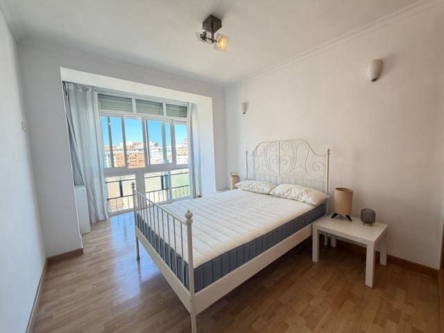 2 Zimmer Wohnung zu vermieten in Málaga Stadt - 1.200 € (Ref: 9777089)