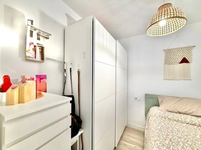 1 camera da letto Appartamento in vendita in Rincón de la Victoria con piscina - 210.000 € (Rif: 9777738)