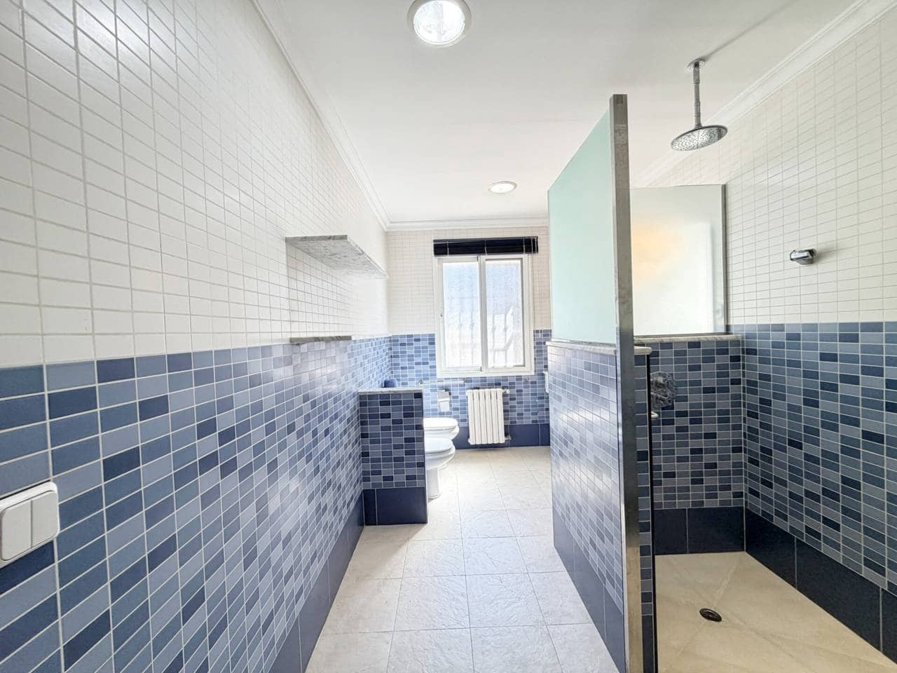 3 bedroom Villa for sale in Rincon de la Victoria with garage - € 860,000 (Ref: 9782906)