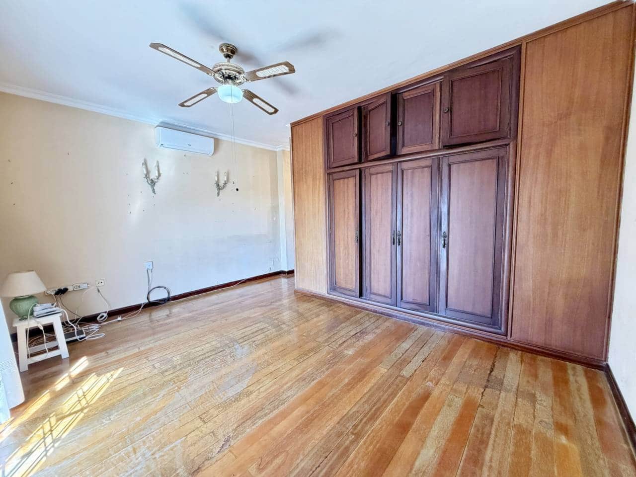 3 bedroom Villa for sale in Rincon de la Victoria with garage - € 860,000 (Ref: 9782906)