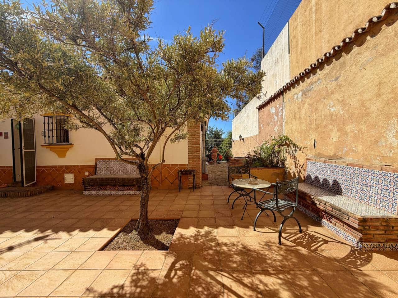 3 bedroom Villa for sale in Rincon de la Victoria with garage - € 860,000 (Ref: 9782906)