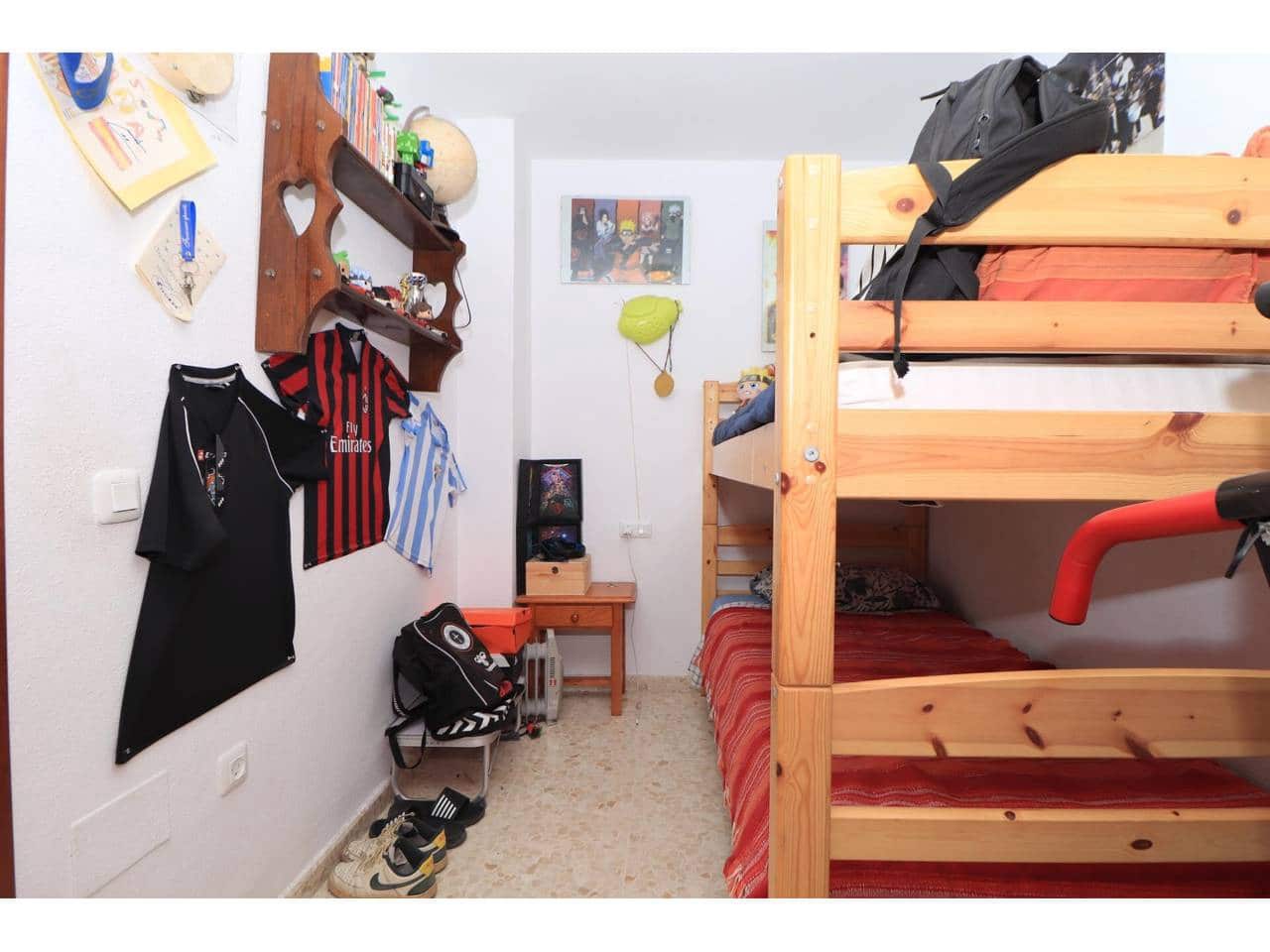 2 bedroom Flat for sale in Rincon de la Victoria - € 295,000 (Ref: 9783459)