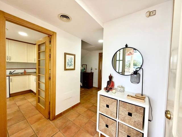 3 makuuhuone Rivitalo vuokrattavana paikassa Torre de Benagalbon, Rincón de la Victoria mukana uima-altaan 
autotalli - 1 800 € (Ref: 9803864)