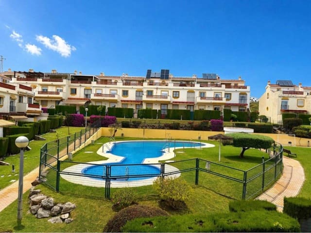 3 soveværelse Rækkehus til leje i Torre de Benagalbon, Rincón de la Victoria med swimmingpool garage - € 1.800 (Ref: 9803864)