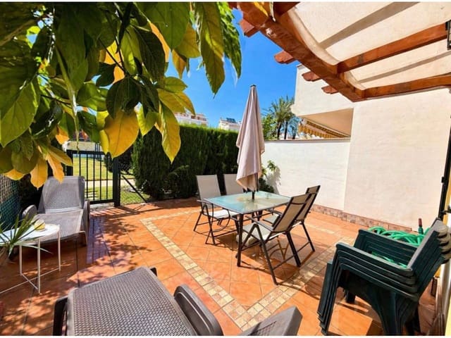 3 soveværelse Rækkehus til leje i Torre de Benagalbon, Rincón de la Victoria med swimmingpool garage - € 1.800 (Ref: 9803864)