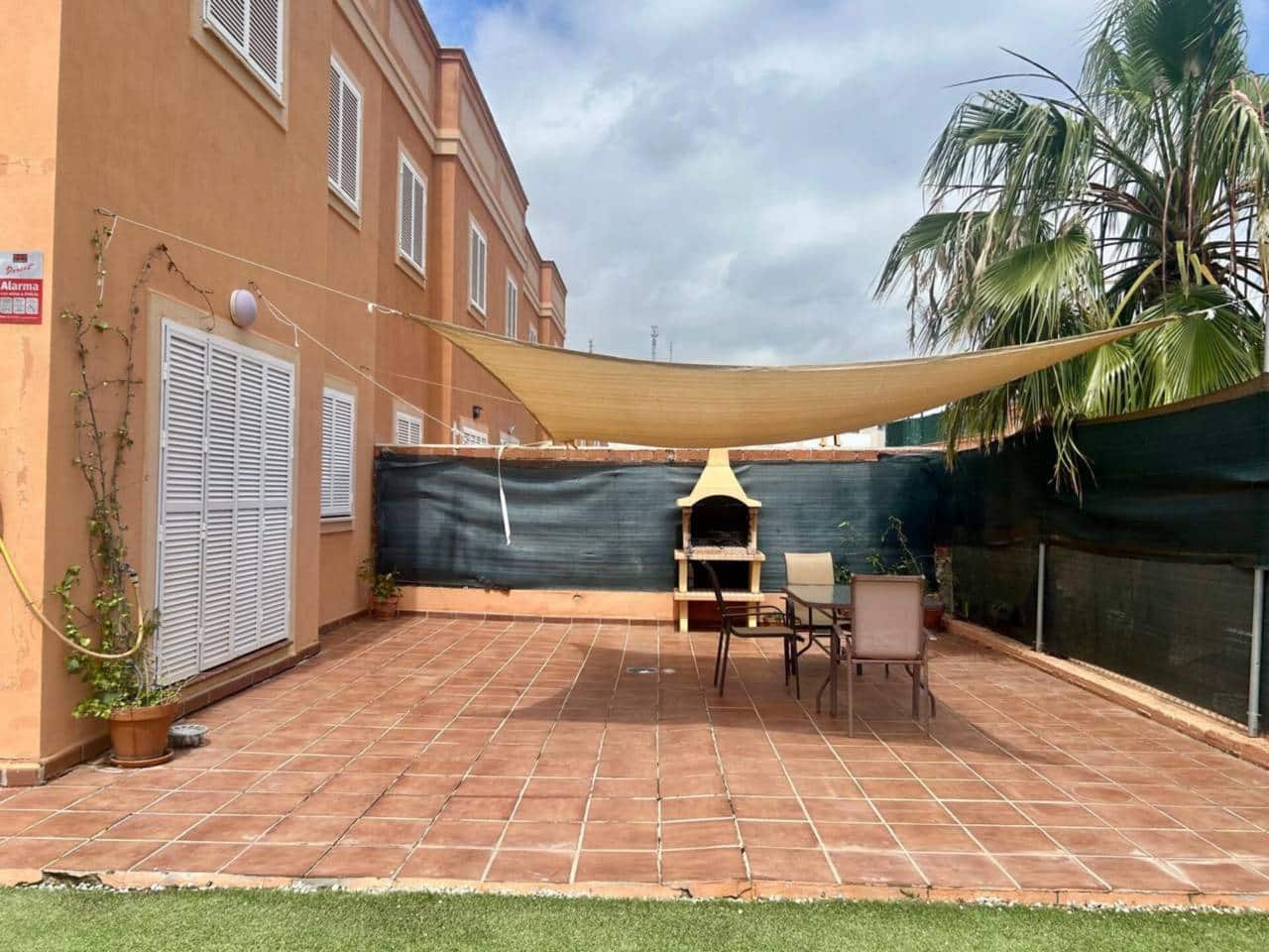 3 sypialnia Dom blizniak do wynajęcia w Velez-Malaga z basenem garażem - 1 800 € (Ref: 9805909)