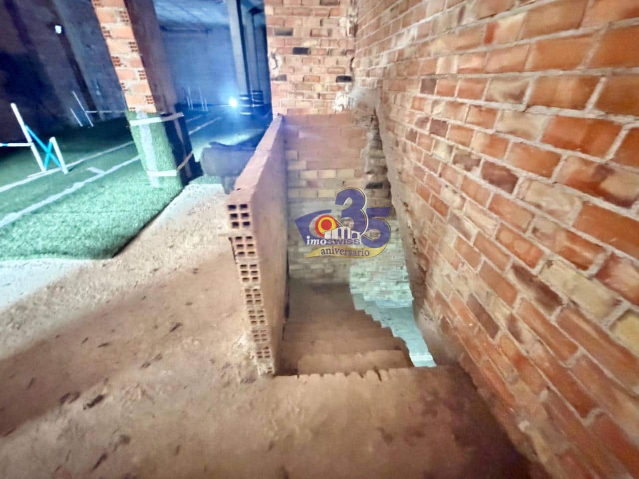 Comercial para venda em Rincon de la Victoria com garagem - 280 000 € (Ref: 9805911)