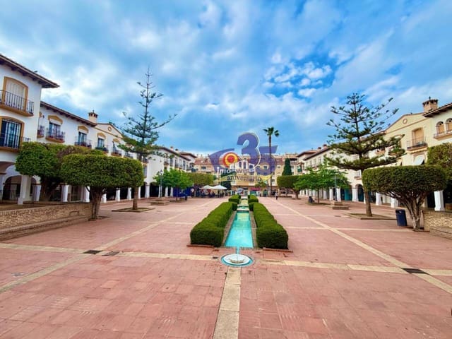 Comercial para venda em Rincón de la Victoria com garagem - 280 000 € (Ref: 9805911)