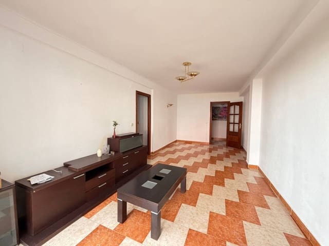 3 Zimmer Wohnung zu vermieten in Rincón de la Victoria mit Pool - 1.100 € (Ref: 9807522)