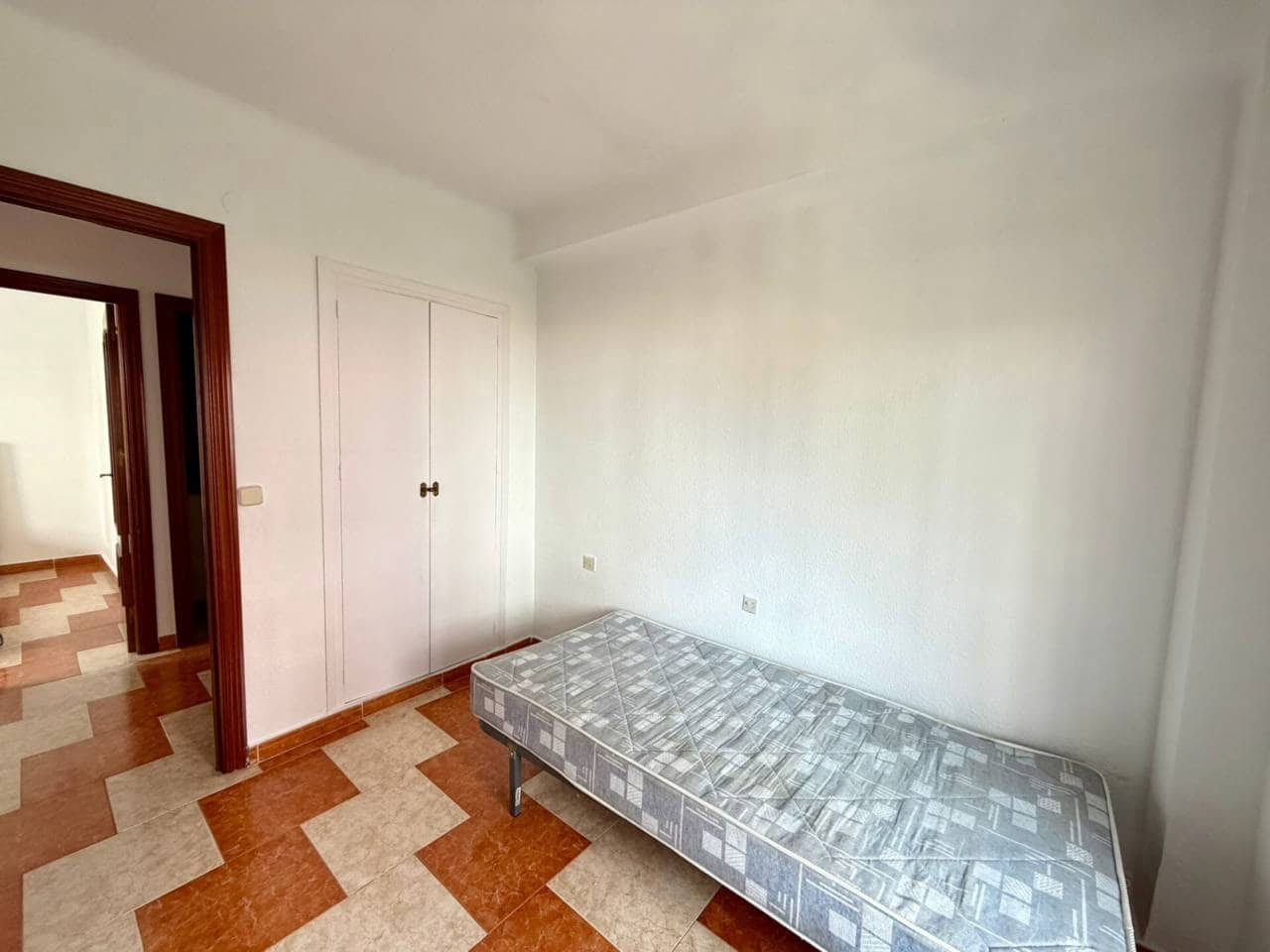 3 Zimmer Wohnung zu vermieten in Rincon de la Victoria mit Pool - 1.100 € (Ref: 9807522)