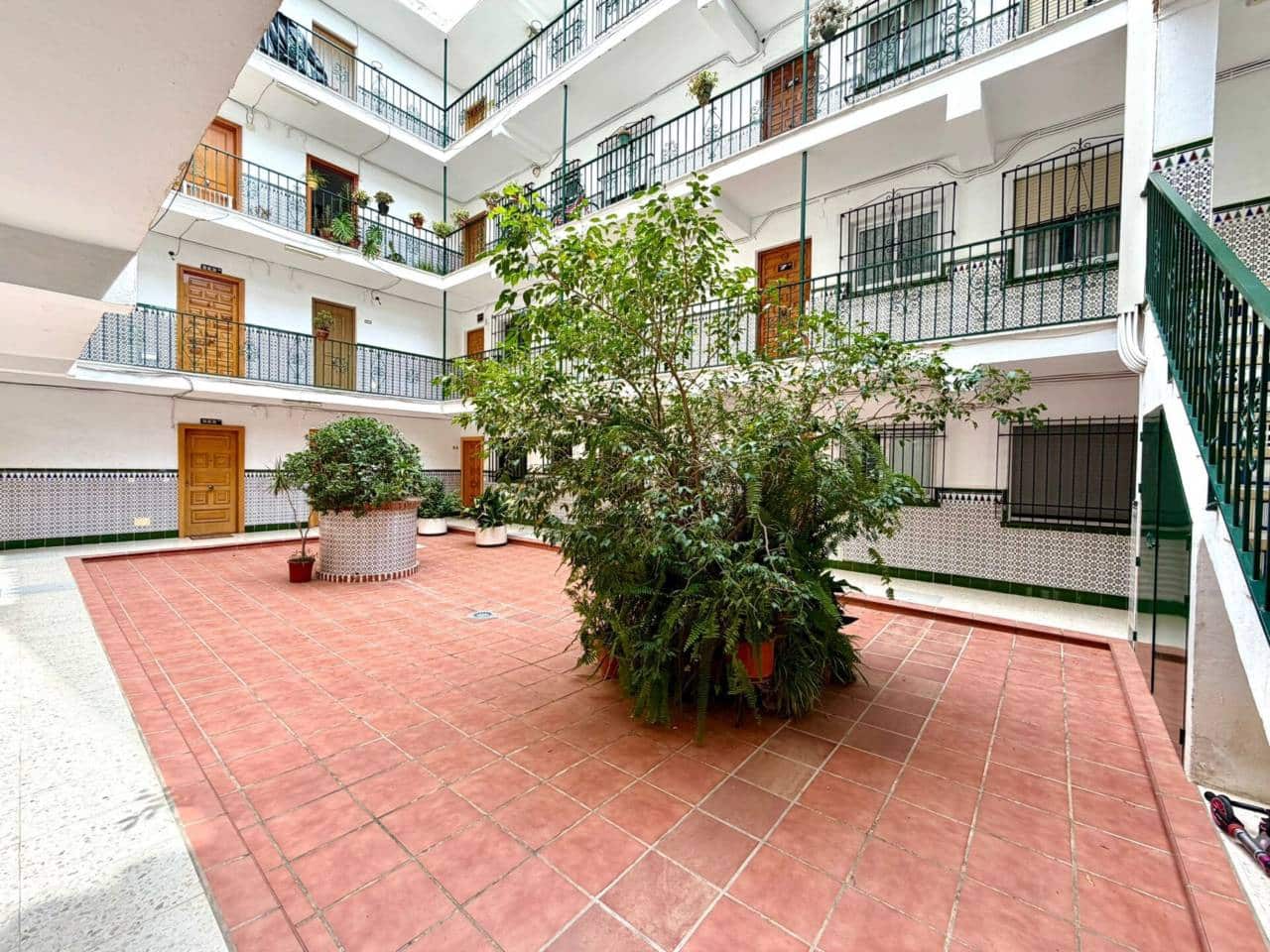 3 Zimmer Wohnung zu vermieten in Rincon de la Victoria mit Pool - 1.100 € (Ref: 9807522)