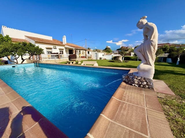 3 bedroom Villa for sale in Torre de Benagalbon, Rincón de la Victoria with pool garage - € 895,000 (Ref: 9807524)