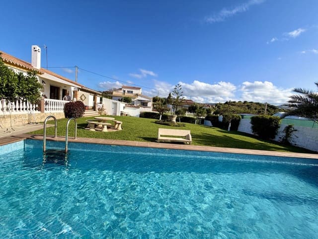 3 bedroom Villa for sale in Torre de Benagalbon, Rincón de la Victoria with pool garage - € 895,000 (Ref: 9807524)