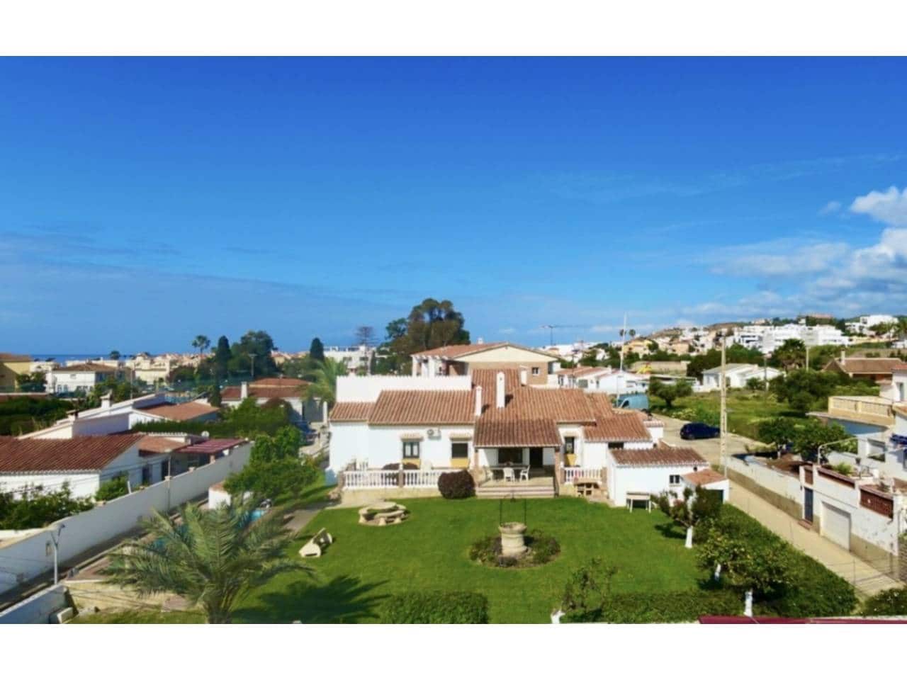 3 bedroom Villa for sale in Torre de Benagalbon with pool garage - € 895,000 (Ref: 9807524)