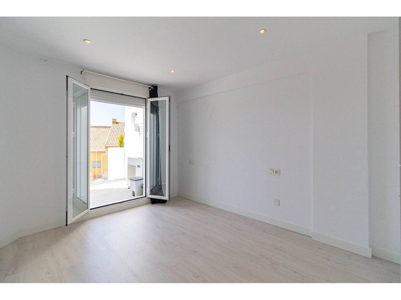 1 bedroom Flat for sale in Rincon de la Victoria with pool garage - € 263,000 (Ref: 9821861)