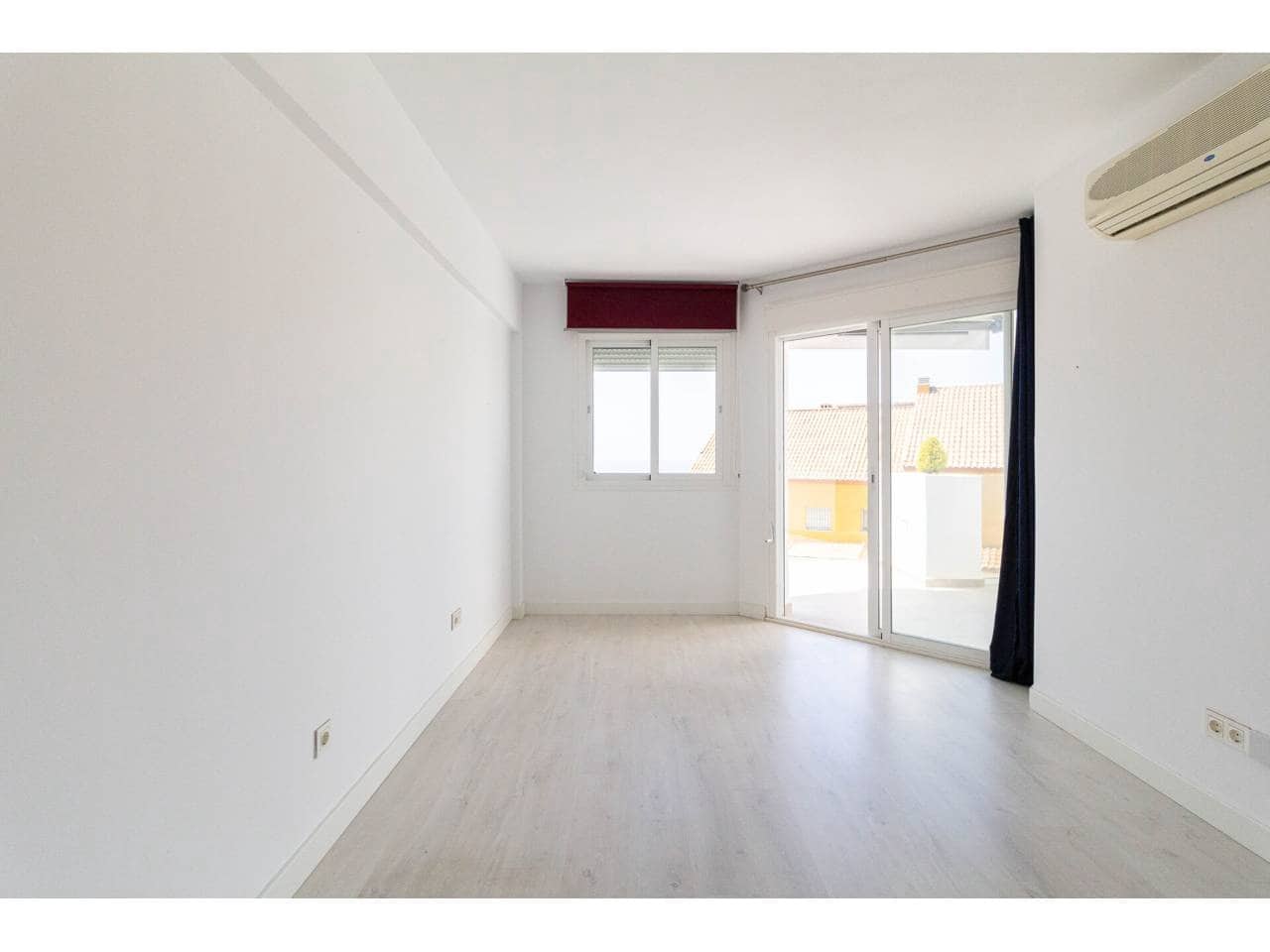 1 bedroom Flat for sale in Rincon de la Victoria with pool garage - € 263,000 (Ref: 9821861)