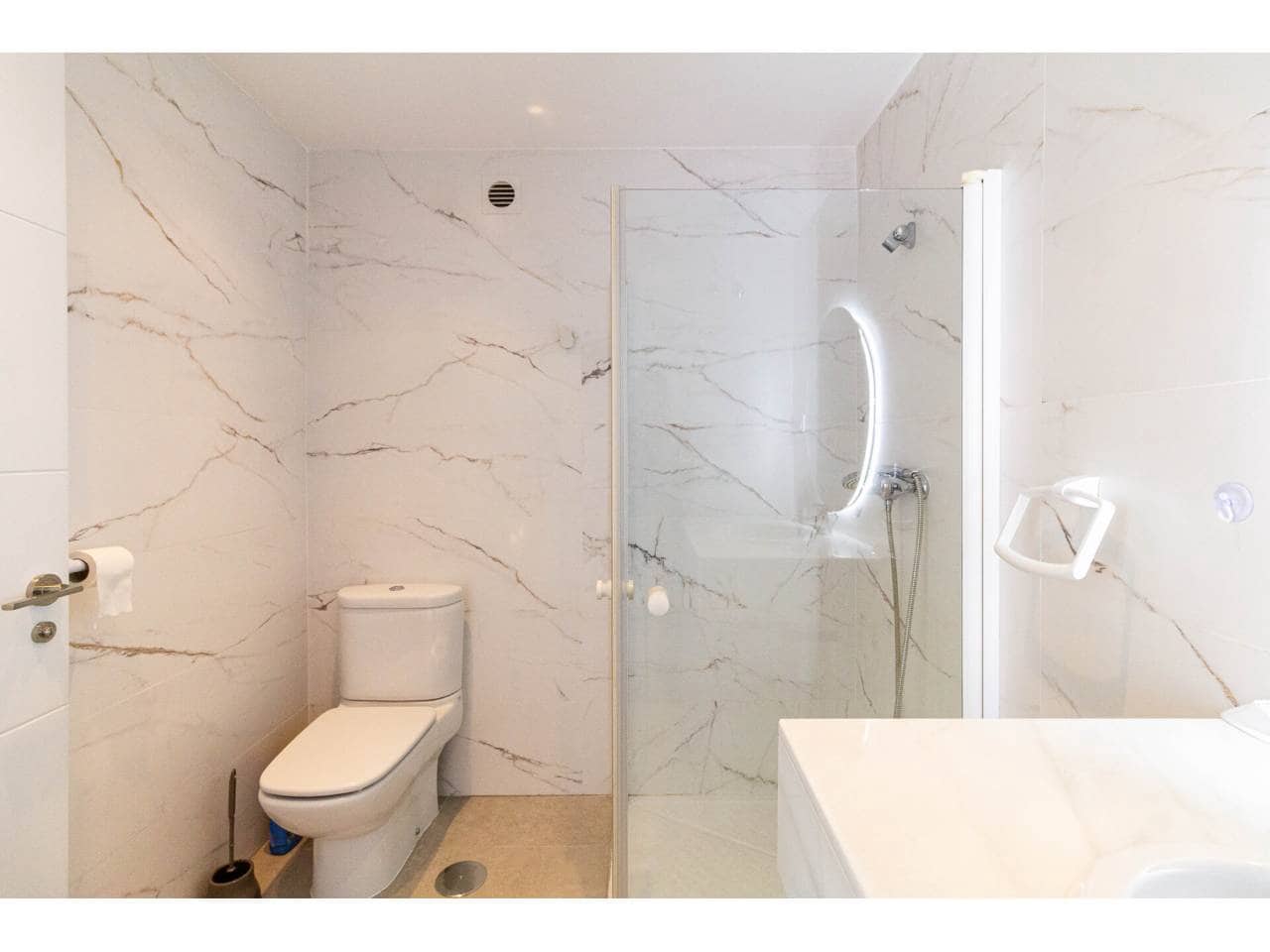 1 bedroom Flat for sale in Rincon de la Victoria with pool garage - € 263,000 (Ref: 9821861)