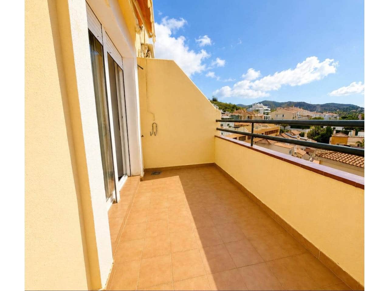 2 soverom Leilighet til salgs i Rincon de la Victoria med svømmebasseng garasje - € 305 000 (Ref: 9824559)
