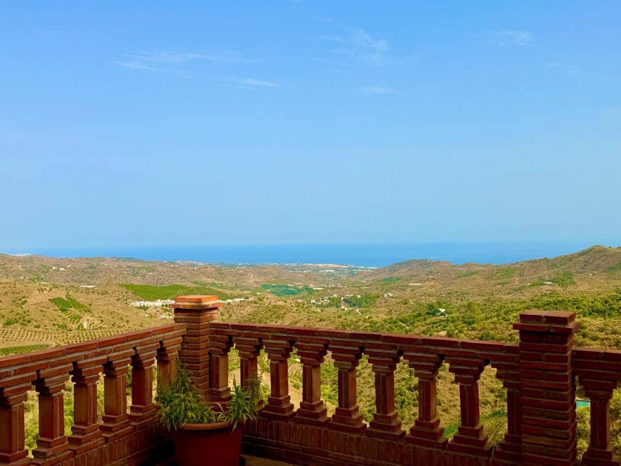 4 bedroom Finca/Country House for sale in Macharaviaya - € 305,000 (Ref: 9824560)