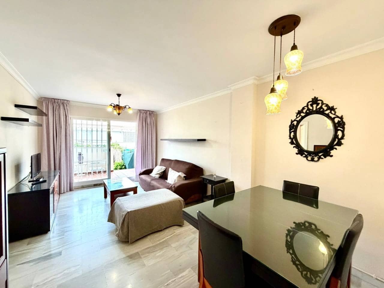 2 bedroom Flat for rent in Rincon de la Victoria with pool garage - € 1,200 (Ref: 9824561)