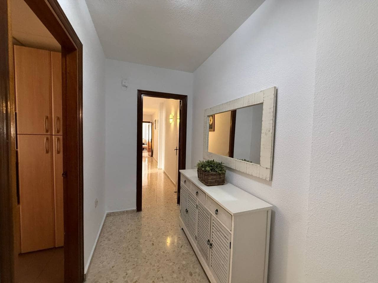 3 bedroom Flat for rent in Rincon de la Victoria with garage - € 1,300 (Ref: 9841998)