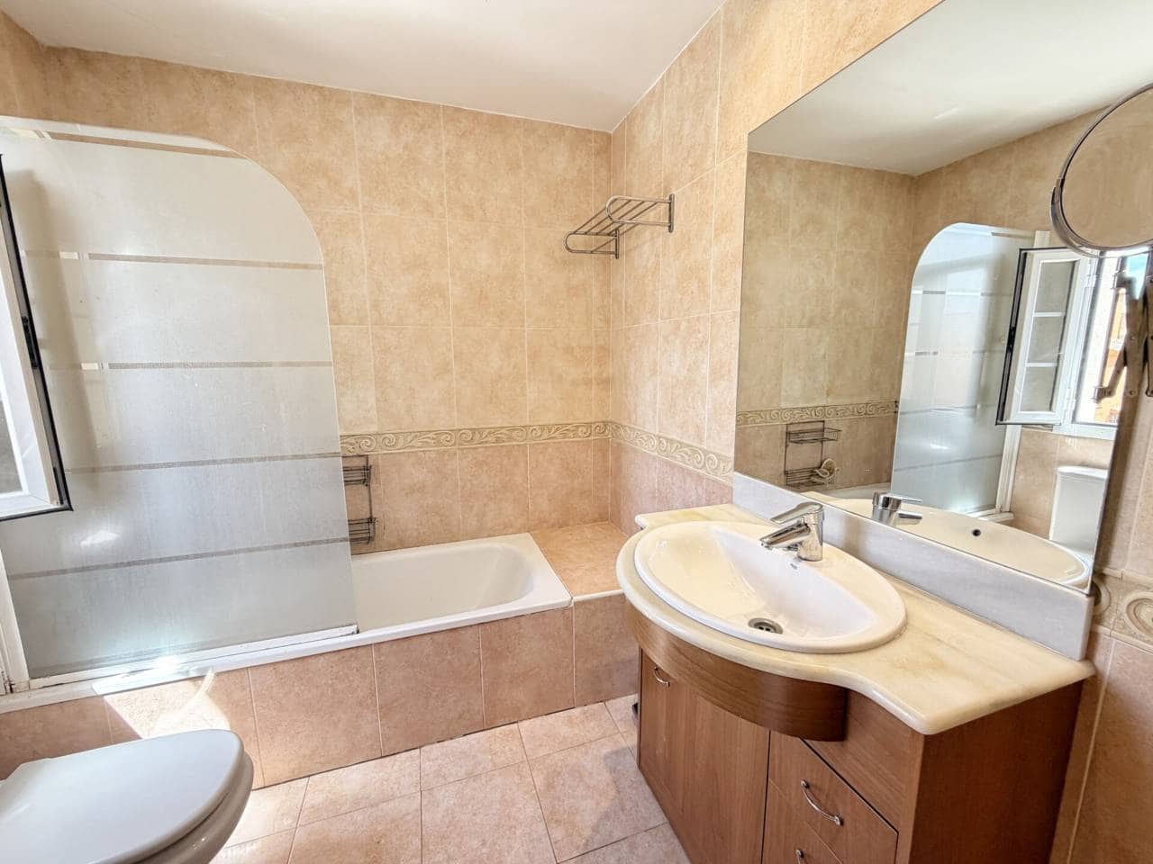 3 bedroom Terraced Villa for sale in Torre de Benagalbon with pool garage - € 465,000 (Ref: 9841999)