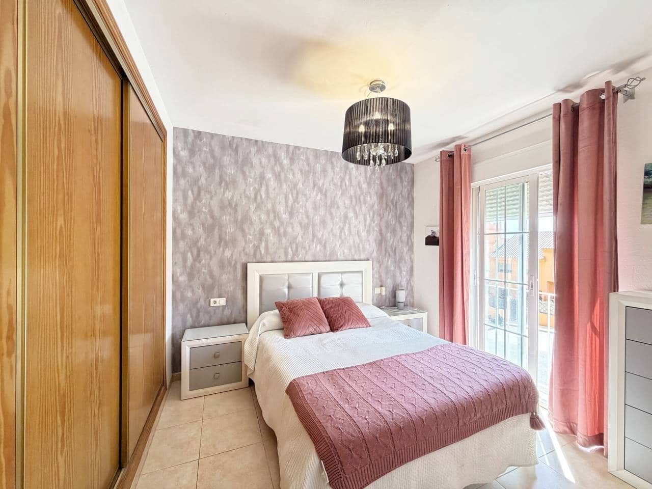 3 bedroom Terraced Villa for sale in Torre de Benagalbon with pool garage - € 465,000 (Ref: 9841999)