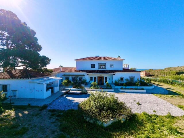 5 sypialnia Willa na sprzedaż w Vélez-Málaga z garażem - 1 370 000 € (Ref: 9861404)