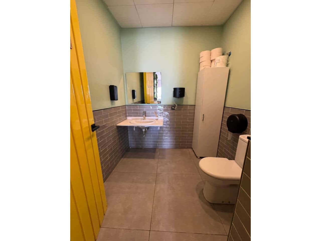 Restauracja lub bar do wynajęcia w Rincon de la Victoria - 2 000 € (Ref: 9861405)