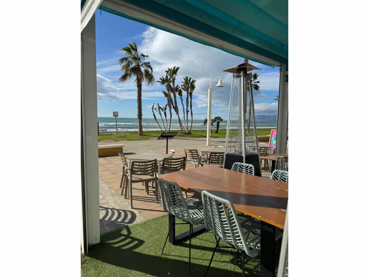 Restauracja lub bar do wynajęcia w Rincon de la Victoria - 2 000 € (Ref: 9861405)