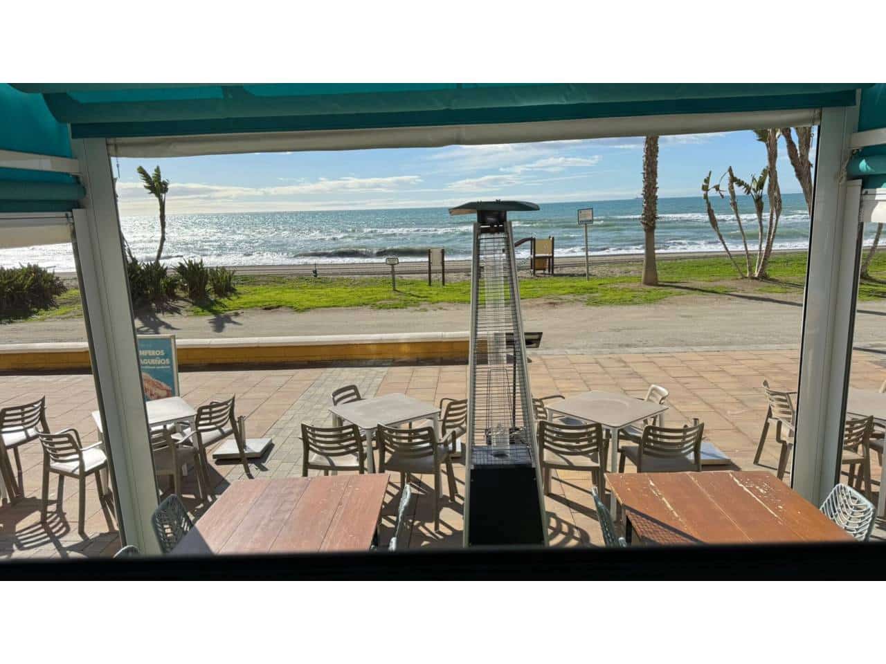 Restauracja lub bar do wynajęcia w Rincon de la Victoria - 2 000 € (Ref: 9861405)