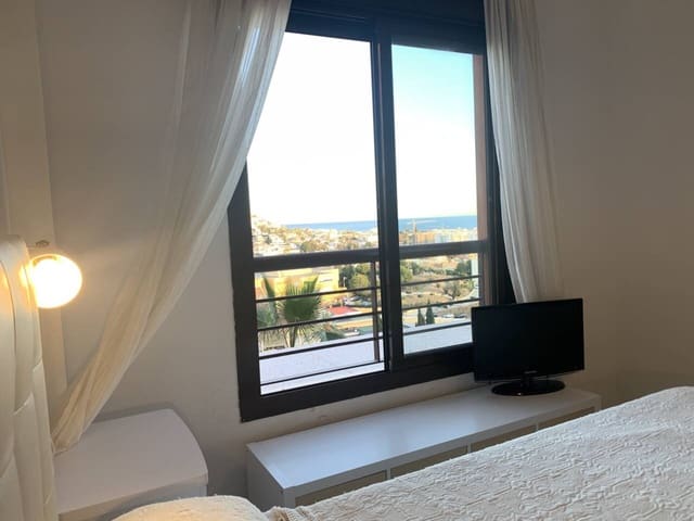 3 sypialnia Apartament do wynajęcia w Rincón de la Victoria z basenem garażem - 1 400 € (Ref: 9872855)