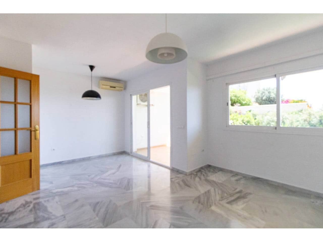 2 soverom Leilighet til salgs i Rincon de la Victoria med svømmebasseng garasje - € 370 000 (Ref: 9893603)
