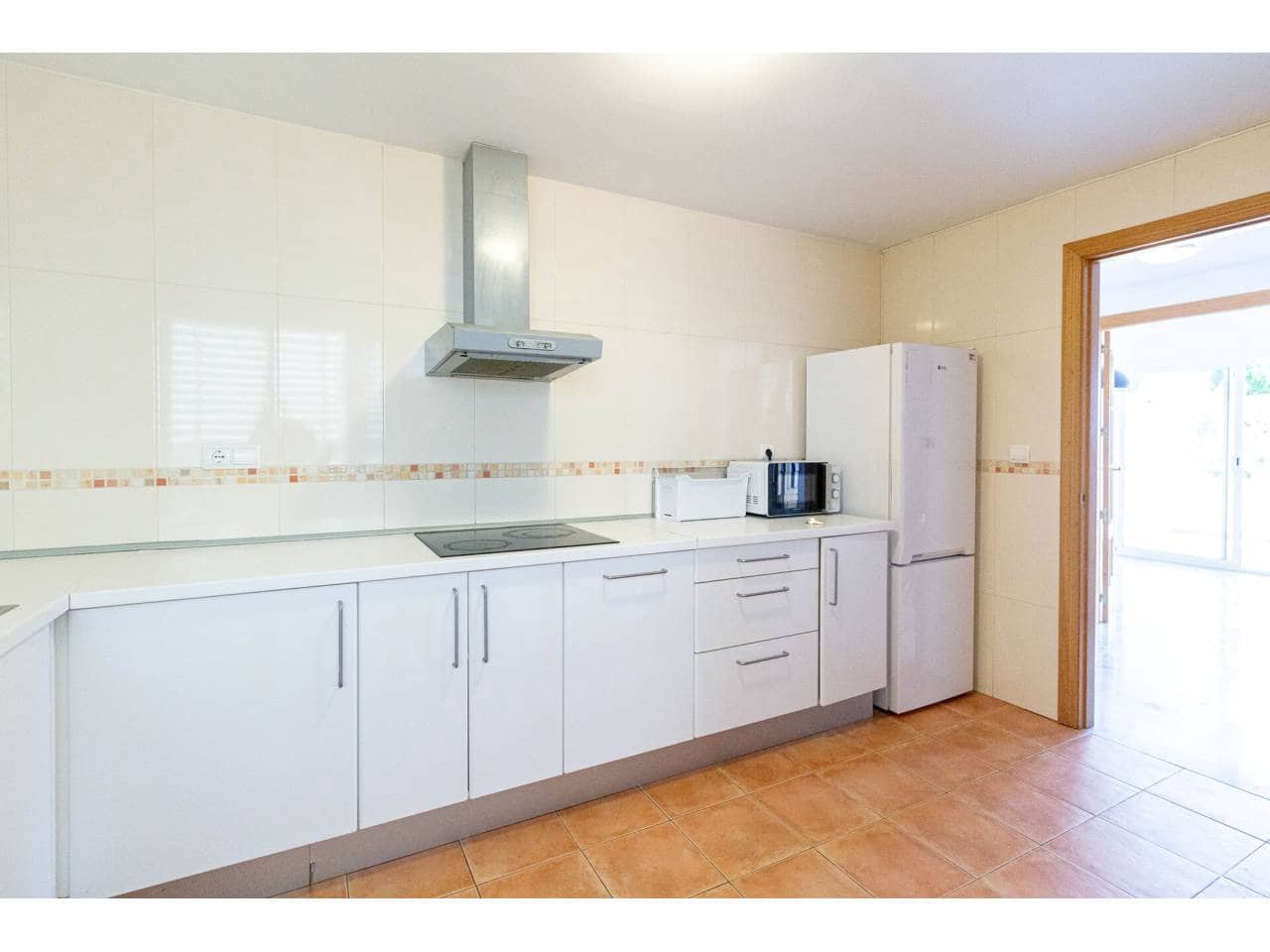 2 soverom Leilighet til salgs i Rincon de la Victoria med svømmebasseng garasje - € 370 000 (Ref: 9893603)