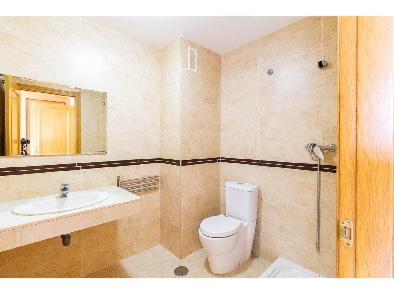 2 soverom Leilighet til salgs i Rincon de la Victoria med svømmebasseng garasje - € 370 000 (Ref: 9893603)