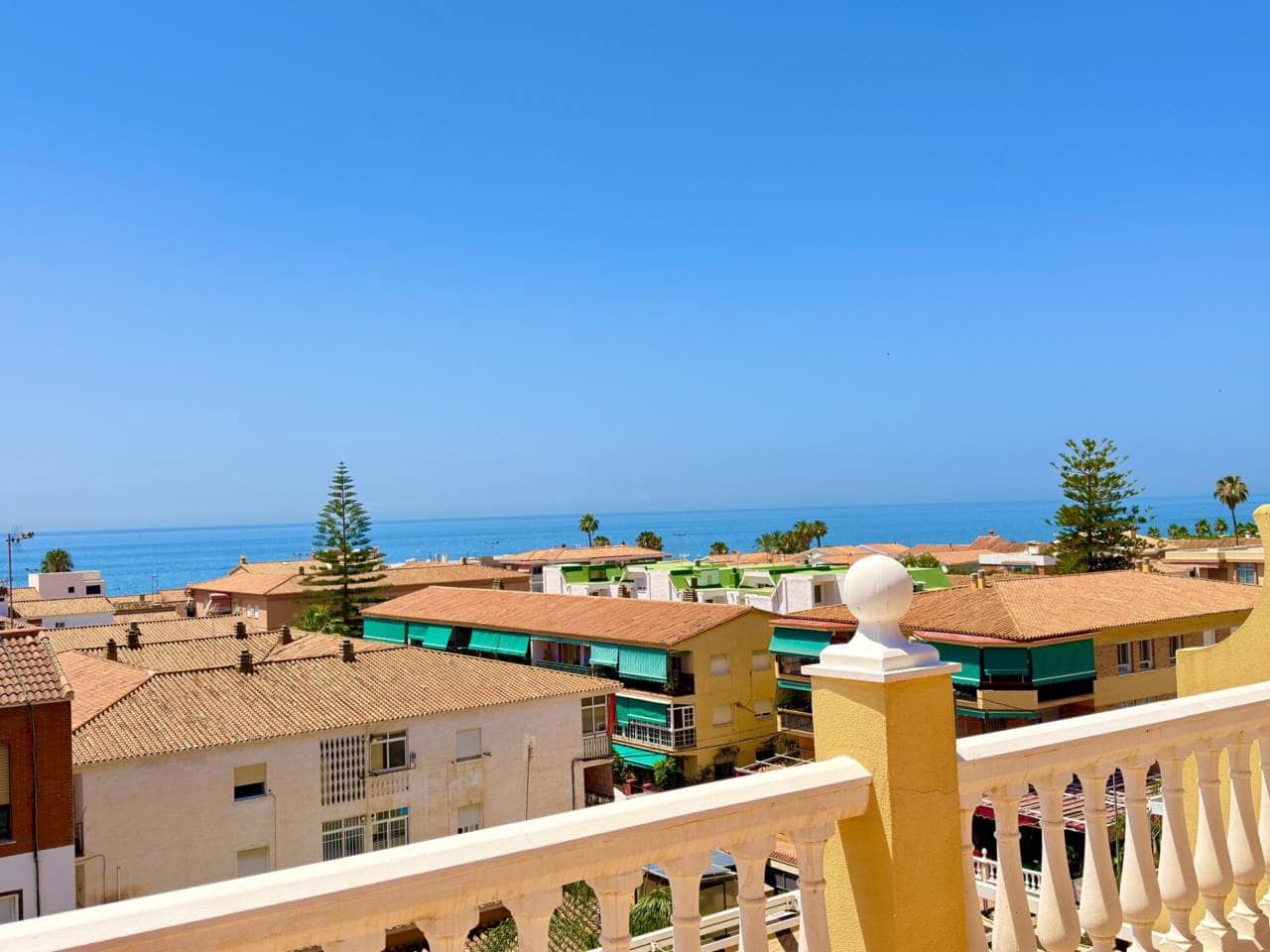 1 soverom Penthouse til salgs i Rincon de la Victoria - € 367 000 (Ref: 9893604)
