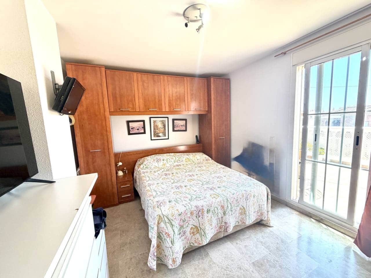 1 soverom Penthouse til salgs i Rincon de la Victoria - € 367 000 (Ref: 9893604)