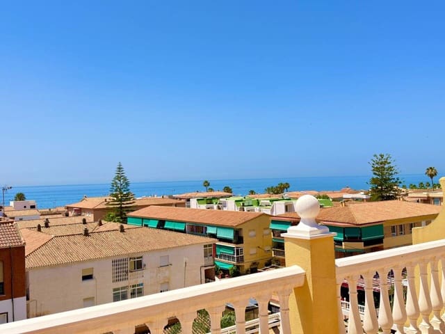 1 soverom Penthouse til salgs i Rincón de la Victoria - € 367 000 (Ref: 9893604)
