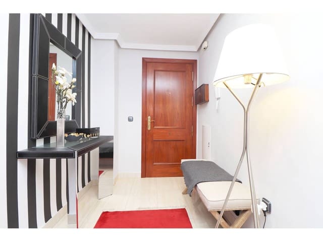 3 sovrum Lägenhet till salu i Pinares de Olletas, Málaga stad med pool garage - 660 000 € (Ref: 9909879)