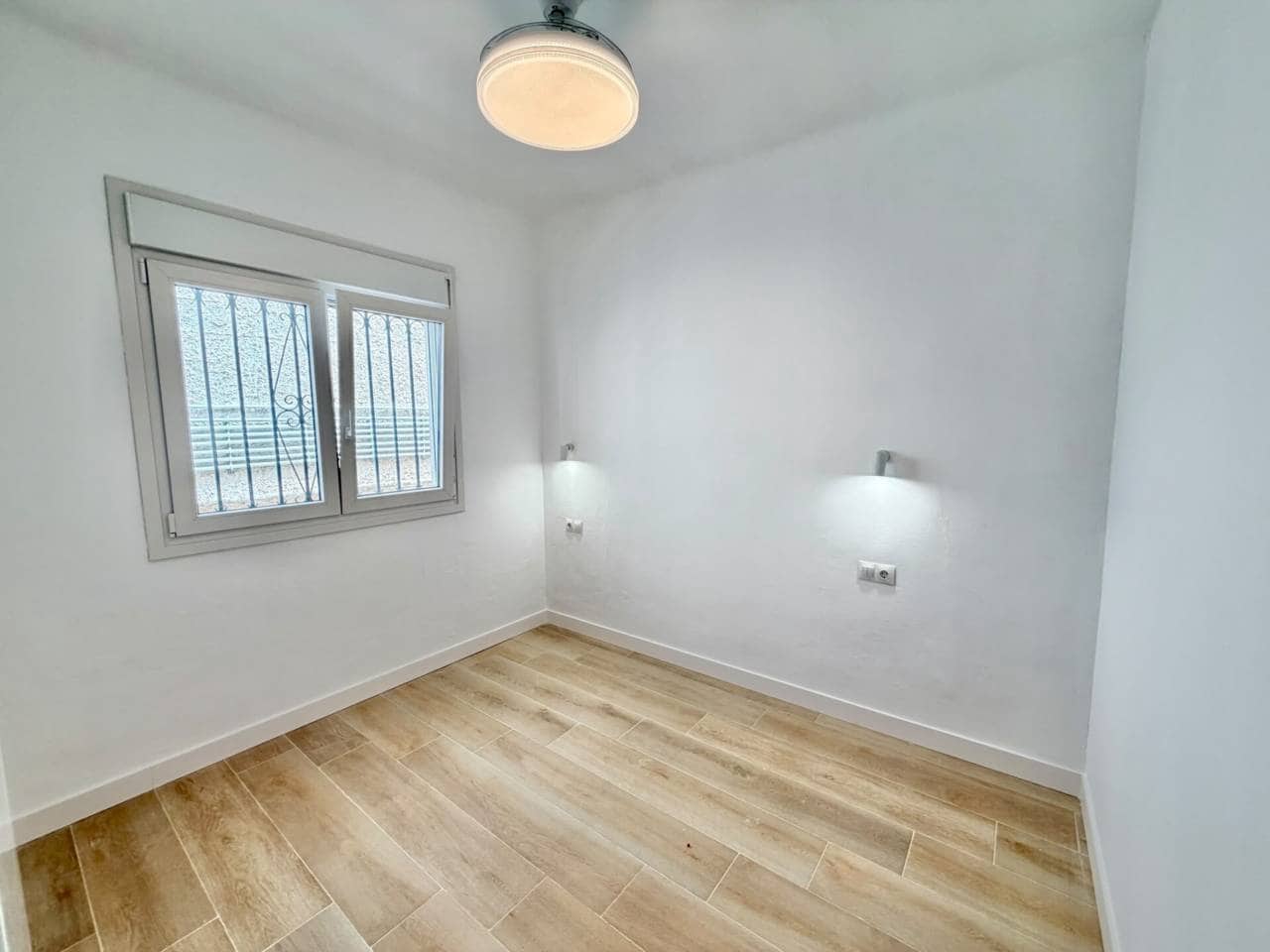 2 camera da letto Villetta a Schiera da affittare in Velez-Malaga con garage - 1.000 € (Rif: 9930026)