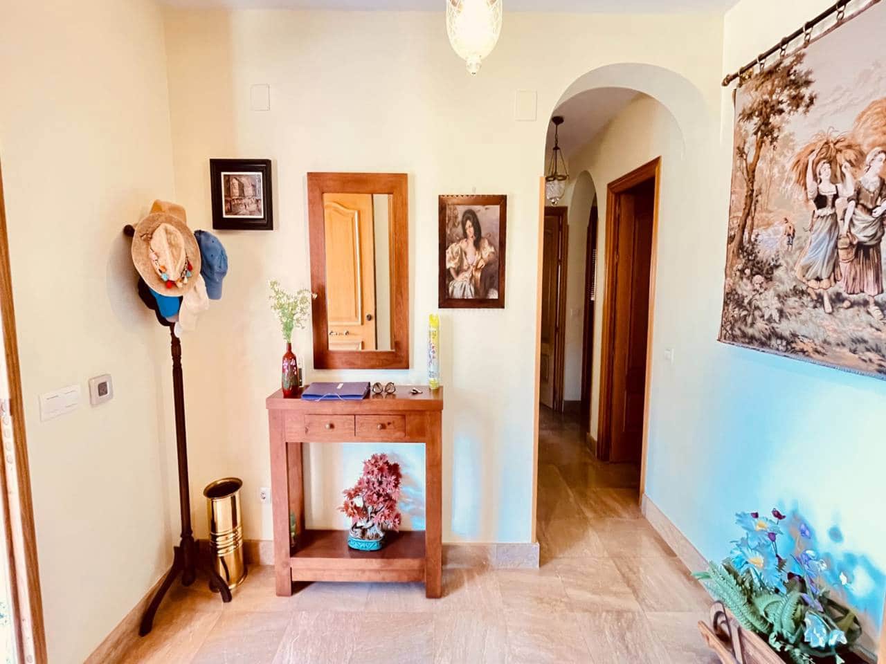 4 bedroom Villa for rent in Rincon de la Victoria with garage - € 2,500 (Ref: 9939251)
