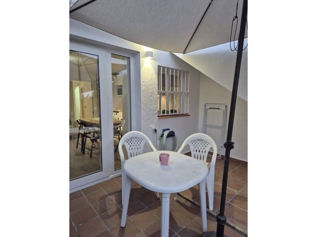 1 Zimmer Doppelhaus zu vermieten in Rincón de la Victoria mit Garage - 800 € (Ref: 9967078)