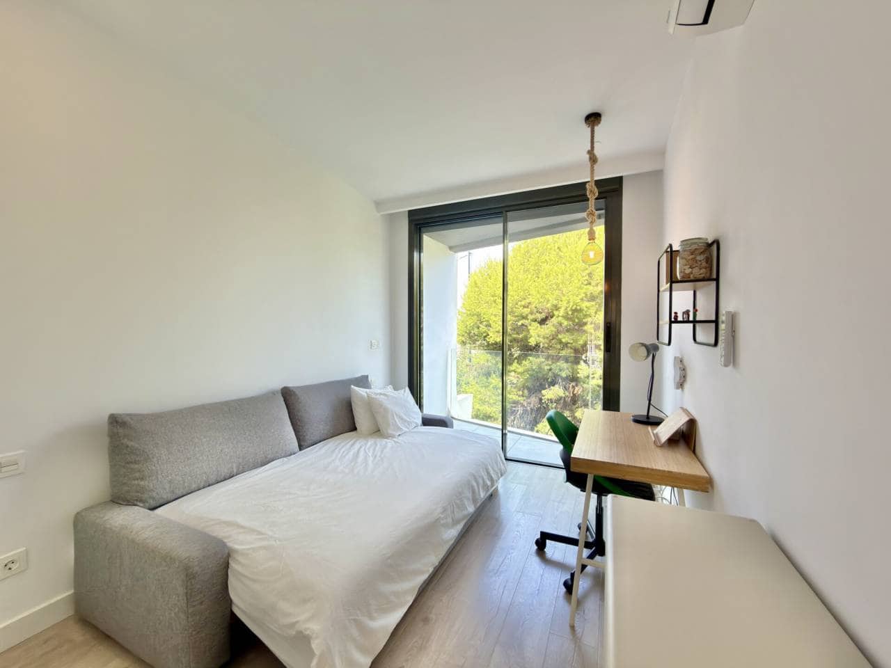 Adosado de 3 habitaciones en Vélez-Málaga en venta con piscina garaje - 495.000 € (Ref: 9967079)