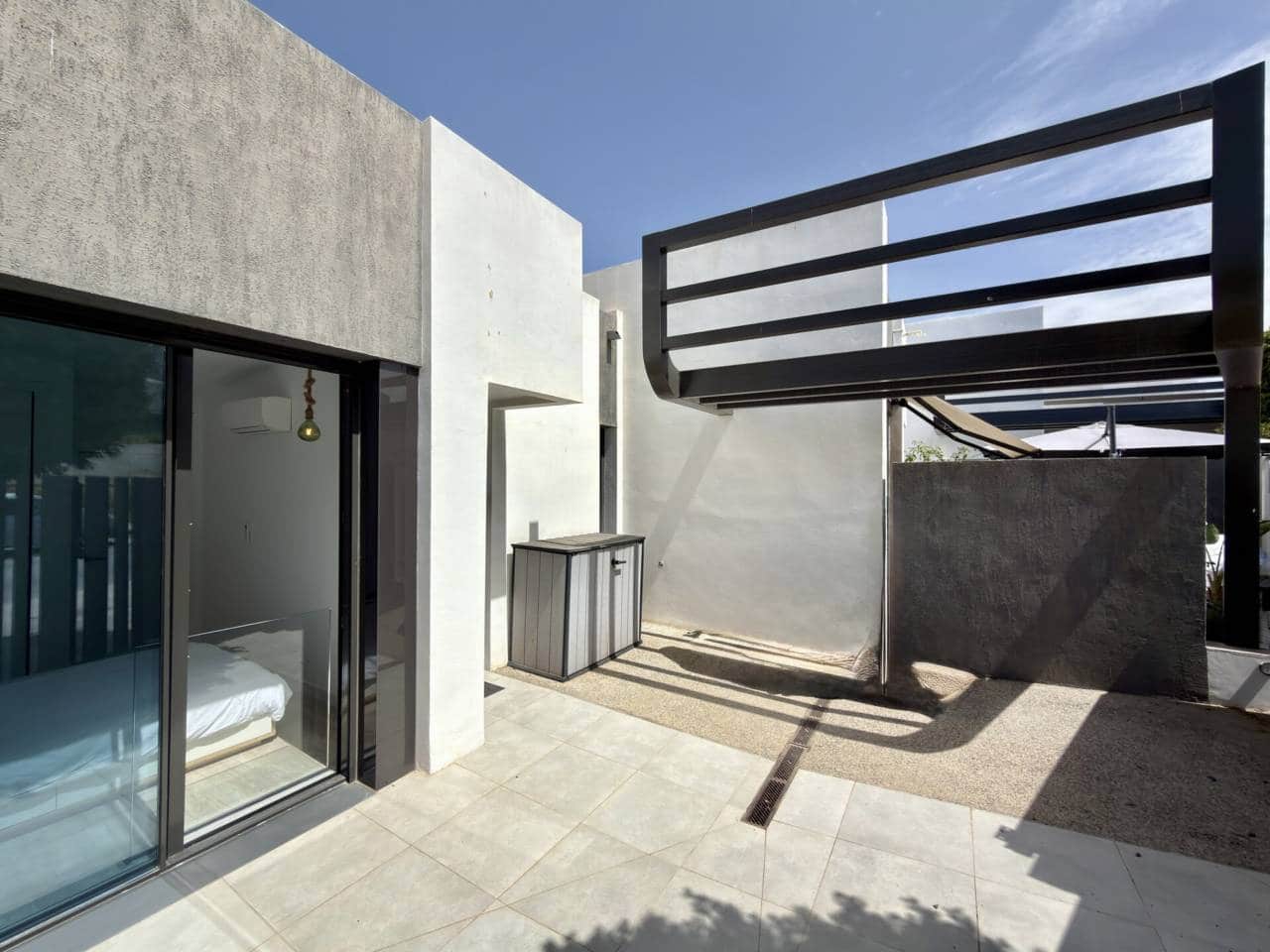 Adosado de 3 habitaciones en Vélez-Málaga en venta con piscina garaje - 495.000 € (Ref: 9967079)