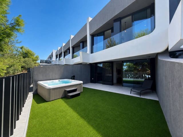 3 slaapkamer Rijtjeshuis te koop in Vélez-Málaga met zwembad garage - € 495.000 (Ref: 9967079)
