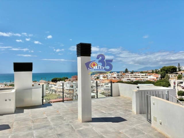 Ático de 2 habitaciones en Añoreta, Rincón de la Victoria en venta con garaje - 349.000 € (Ref: 9976667)